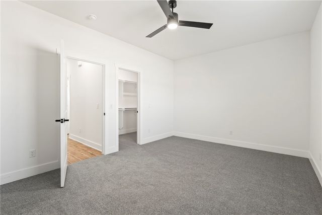 81 W Pitts Street, Farmington, AR 72730