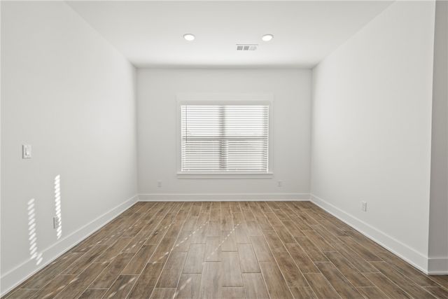 81 W Pitts Street, Farmington, AR 72730