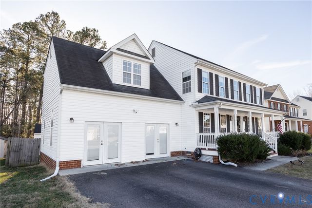 6949 Lake Caroline Dr, Chesterfield, VA 23832