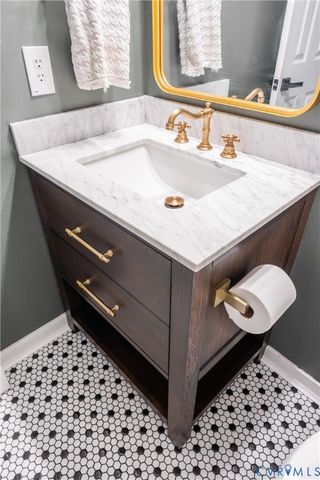 6949 Lake Caroline Dr, Chesterfield, VA 23832