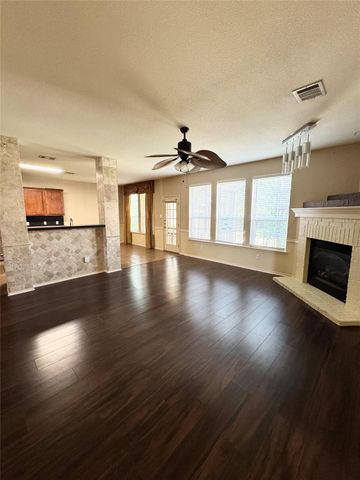 109 Justin Leonard DR, Round Rock, TX 78664