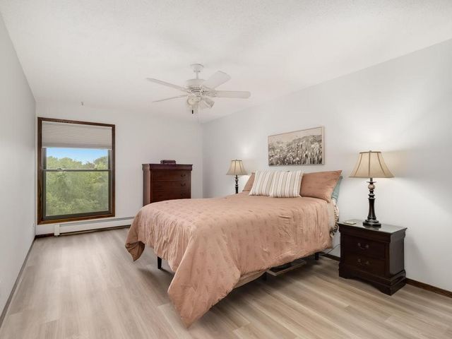 9700 Portland Avenue S 331, Bloomington, MN 55420