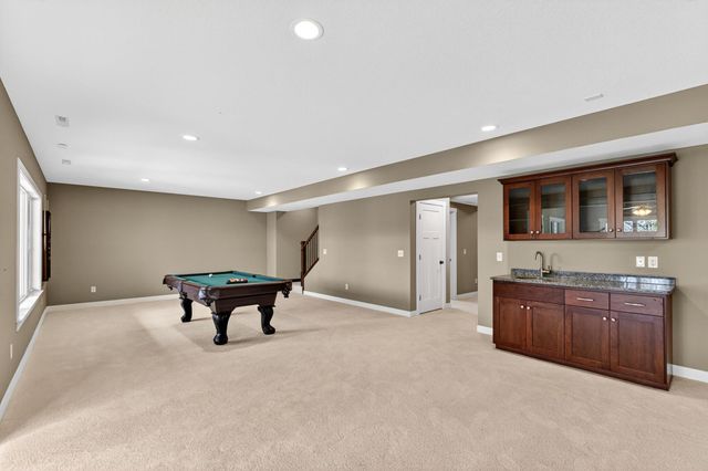 2074 Shannon Oaks Boulevard NE, Rochester, MN 55906