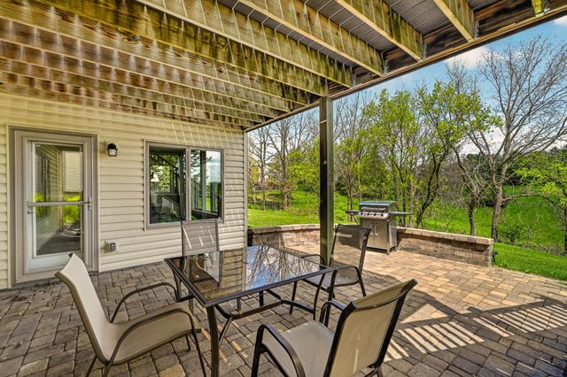 2074 Shannon Oaks Boulevard NE, Rochester, MN 55906
