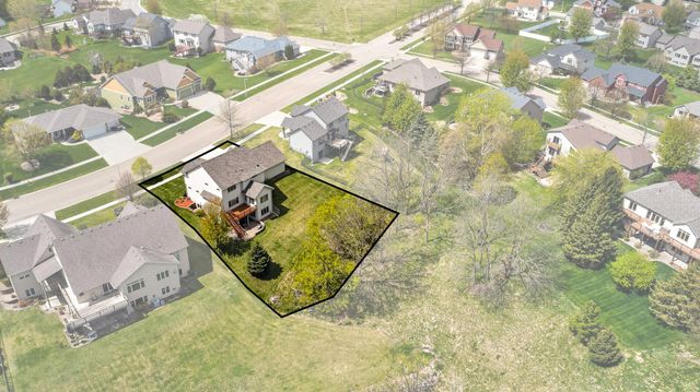 2074 Shannon Oaks Boulevard NE, Rochester, MN 55906