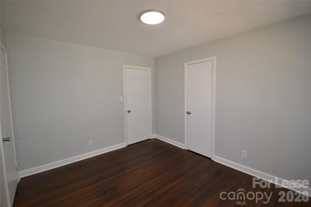 3844 Crestridge Drive, Charlotte, NC 28217