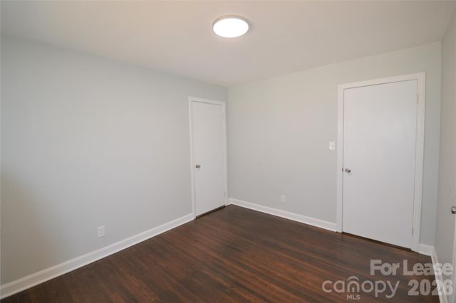 3844 Crestridge Drive, Charlotte, NC 28217