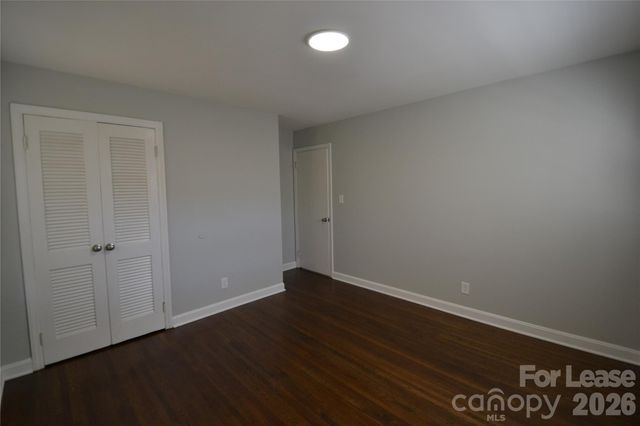 3844 Crestridge Drive, Charlotte, NC 28217