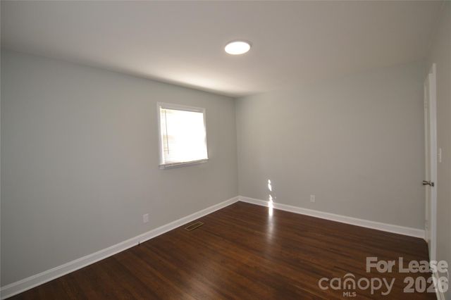 3844 Crestridge Drive, Charlotte, NC 28217