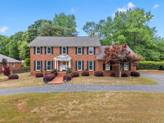 410 Thornhill Drive, Spartanburg, SC 29301
