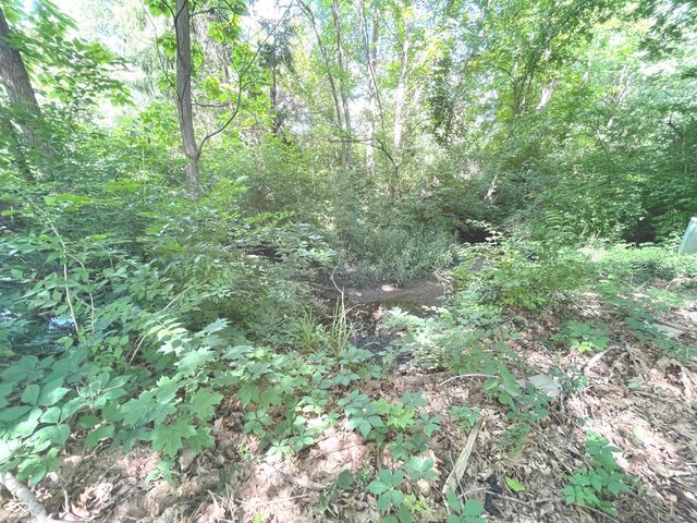 5514 Freedom Court, Indianapolis, IN 46254