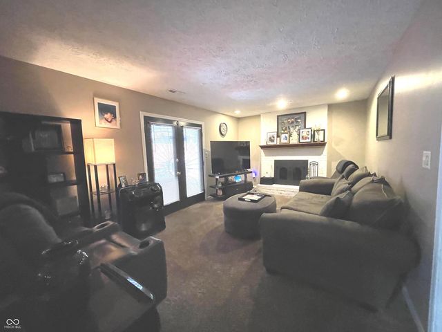 5514 Freedom Court, Indianapolis, IN 46254