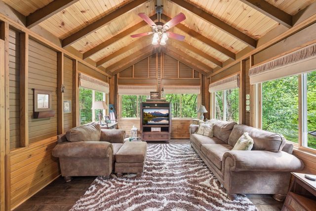 2988 NW 75th Place, Ankeny, IA 50023