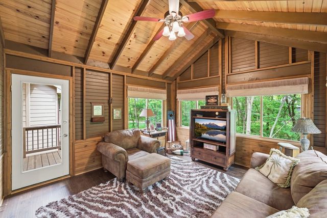 2988 NW 75th Place, Ankeny, IA 50023