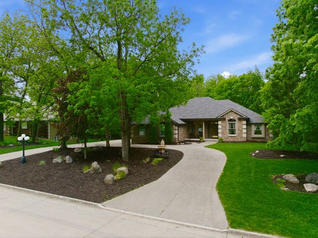 2988 NW 75th Place, Ankeny, IA 50023
