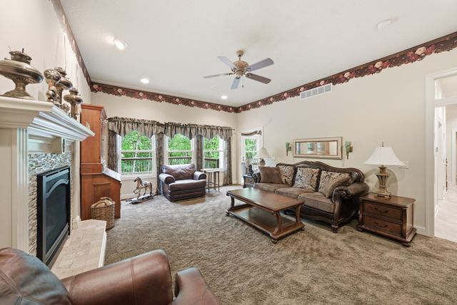 2988 NW 75th Place, Ankeny, IA 50023