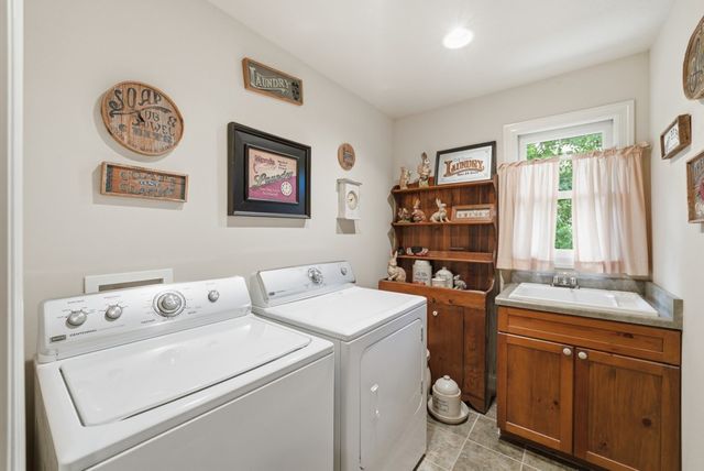 2988 NW 75th Place, Ankeny, IA 50023