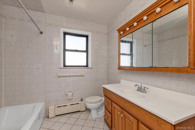 6204 Ellwell Crescent, Rego Park, NY 11374
