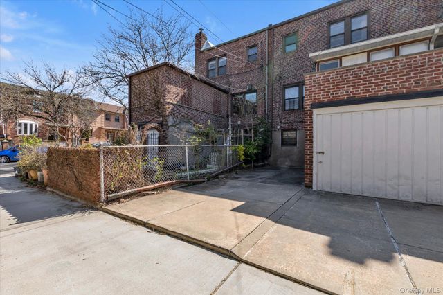 6204 Ellwell Crescent, Rego Park, NY 11374