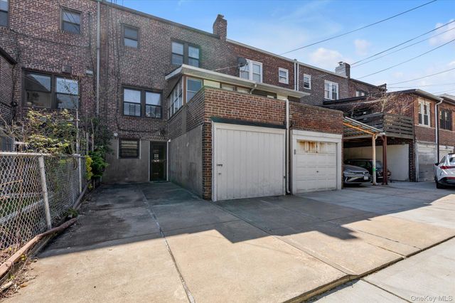 6204 Ellwell Crescent, Rego Park, NY 11374