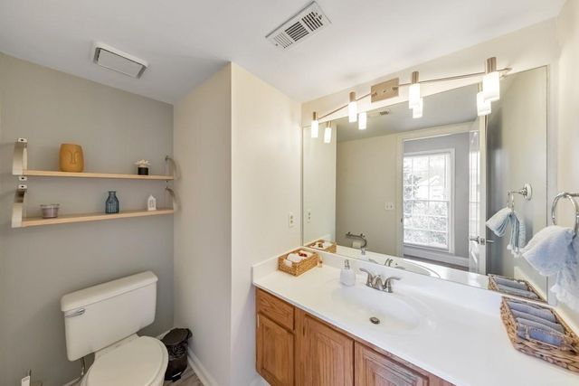 2160 Whitehall Drive NE, Marietta, GA 30066