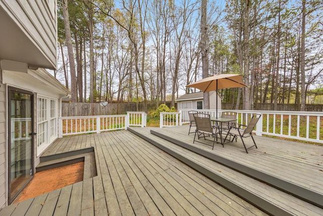 2160 Whitehall Drive NE, Marietta, GA 30066