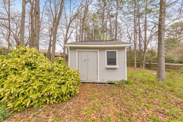 2160 Whitehall Drive NE, Marietta, GA 30066