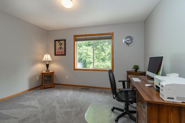 372 Gironde Court, Woodbury, MN 55125