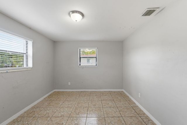 3100 SW 33rd Avenue, West Park, FL 33023