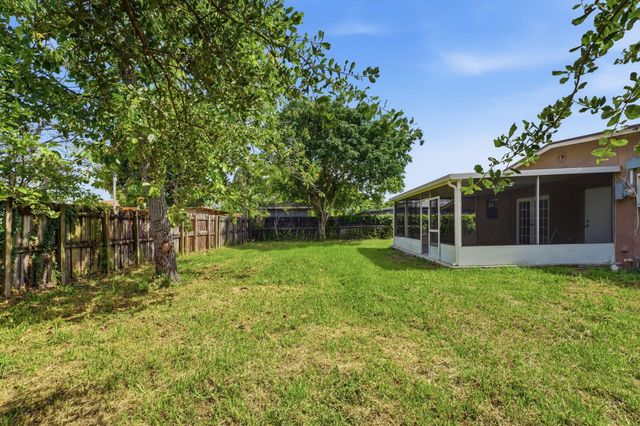 3100 SW 33rd Avenue, West Park, FL 33023