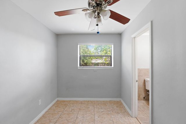 3100 SW 33rd Avenue, West Park, FL 33023