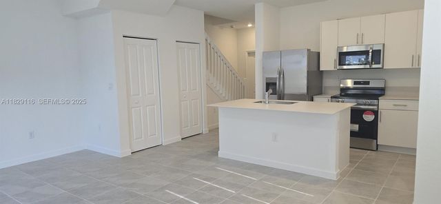 1162 SE 1 Terrace, Florida City, FL 33034