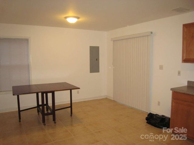 4653 Perkins Road, Charlotte, NC 28269