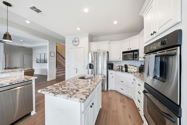19022 Tennis Court Drive, Kemp, TX 75143