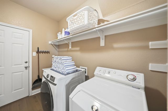 19022 Tennis Court Drive, Kemp, TX 75143