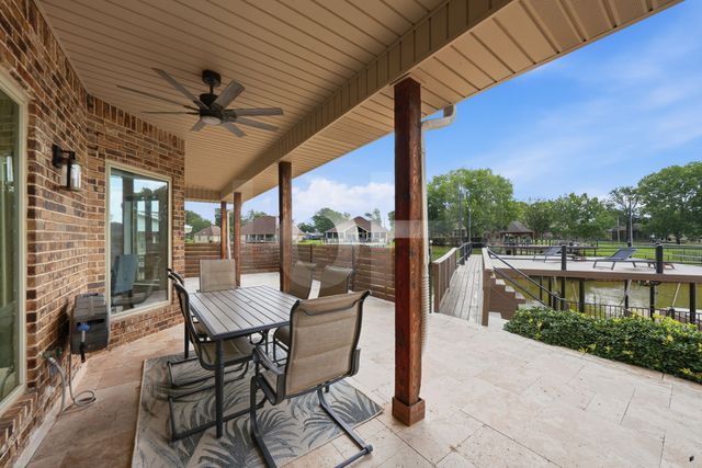 19022 Tennis Court Drive, Kemp, TX 75143