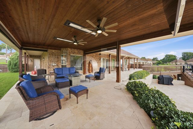 19022 Tennis Court Drive, Kemp, TX 75143