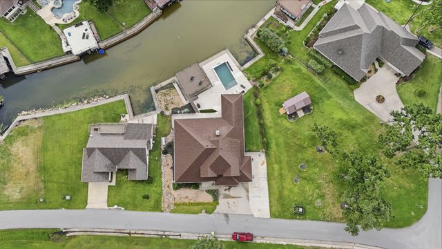 19022 Tennis Court Drive, Kemp, TX 75143