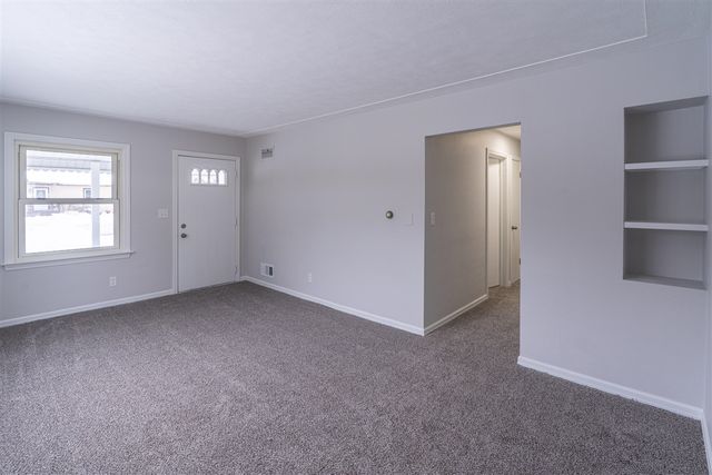 1060 Green Street, Muskegon, MI 49442