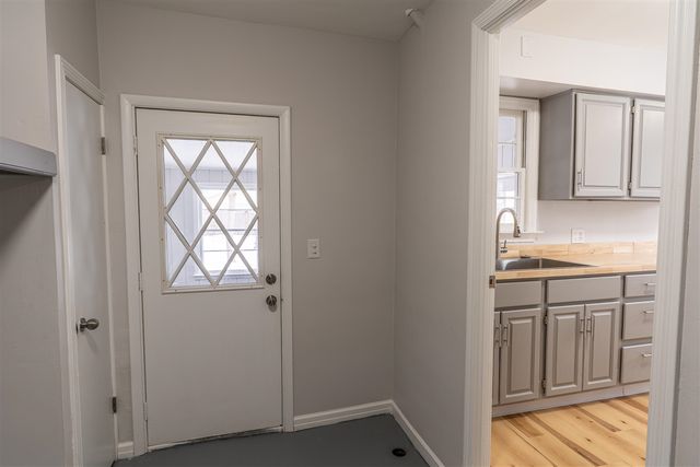 1060 Green Street, Muskegon, MI 49442