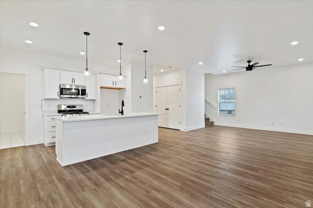 866 CAHOON CIR, Ogden, UT 84401