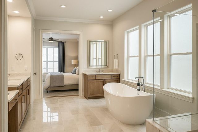 5916 Cottage Grove Lake Drive, Houston, TX 77007