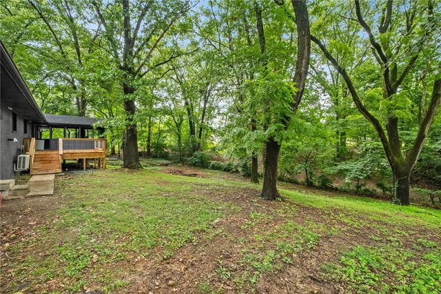 1286 S Curtis Avenue, Pea Ridge, AR 72751