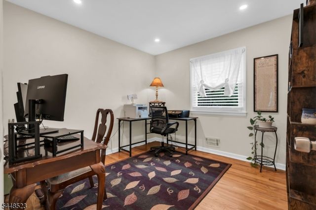 946 Country Club Rd, Bridgewater Twp., NJ 08807