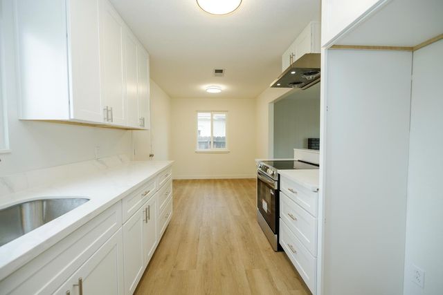 408 Ryan Ave, Modesto, CA 95350