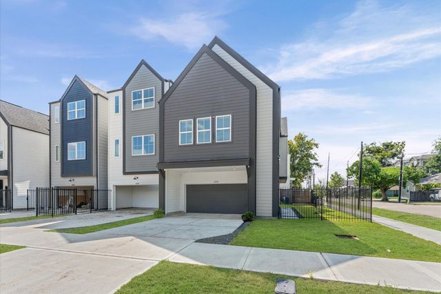 4325 Arlington Street, Houston, TX 77022