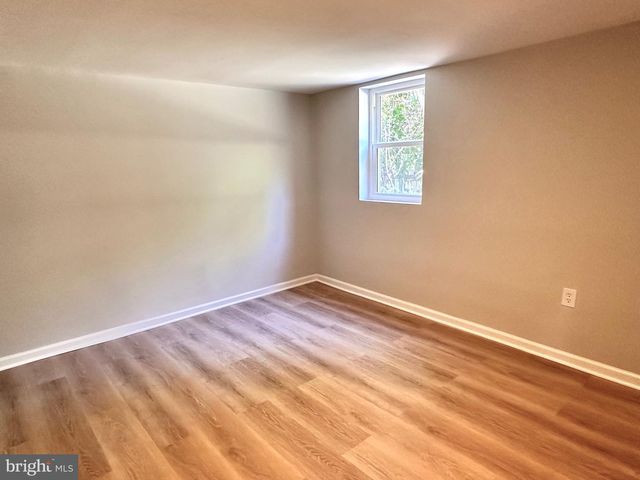 322 N GORDON ST, Alexandria, VA 22304