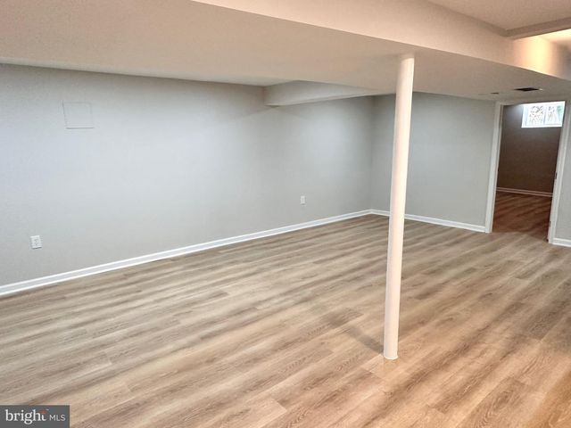 322 N GORDON ST, Alexandria, VA 22304