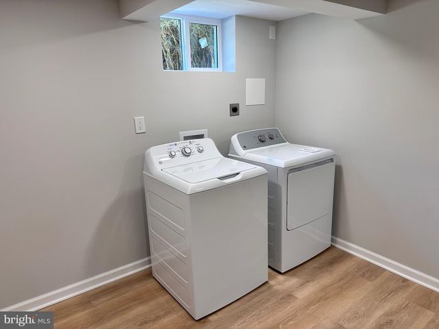 322 N GORDON ST, Alexandria, VA 22304
