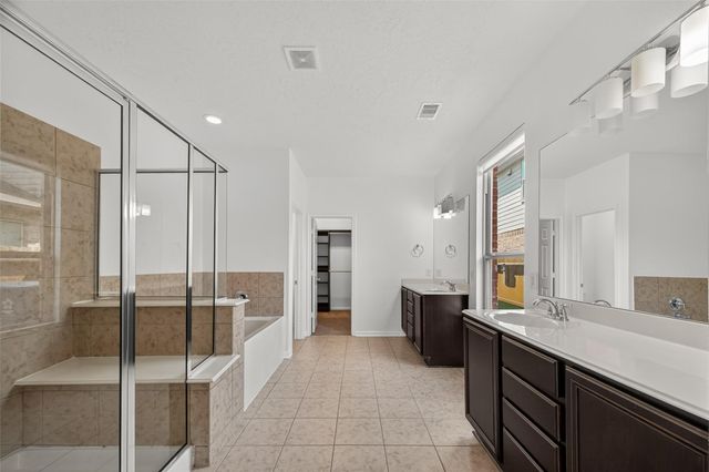 13019 Foxwood Creek Lane, Houston, TX 77044